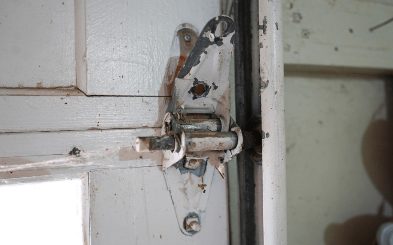 Untitled design(10)(1) garage door opener repair